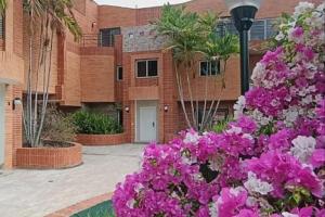 Town House a estrenar en venta en Sector Piedra Pintada Valencia