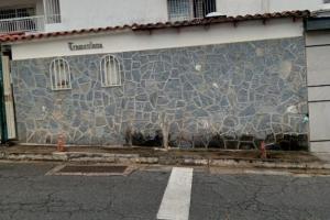 Casa con anexo en Venta en Caracas Venezuela